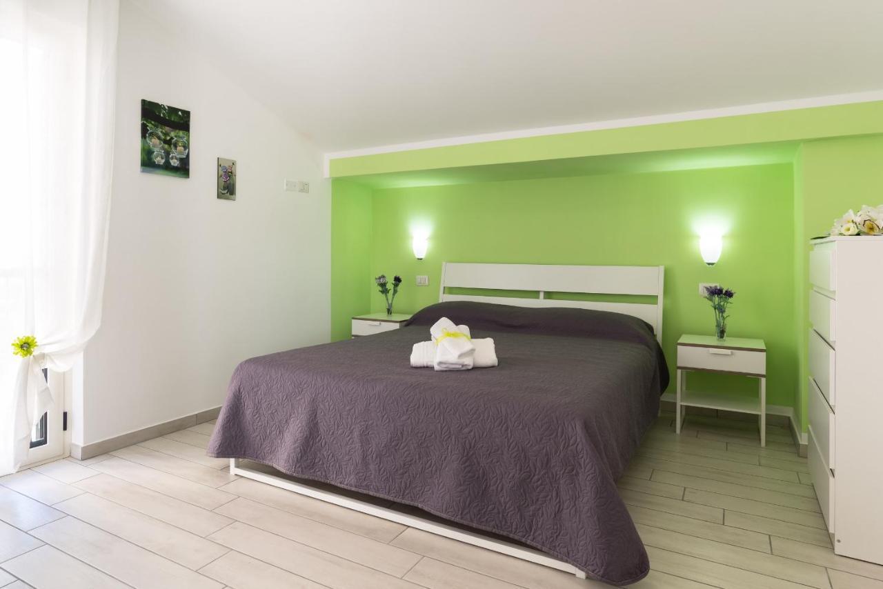 Residence Rossomelograno Agropoli Bagian luar foto