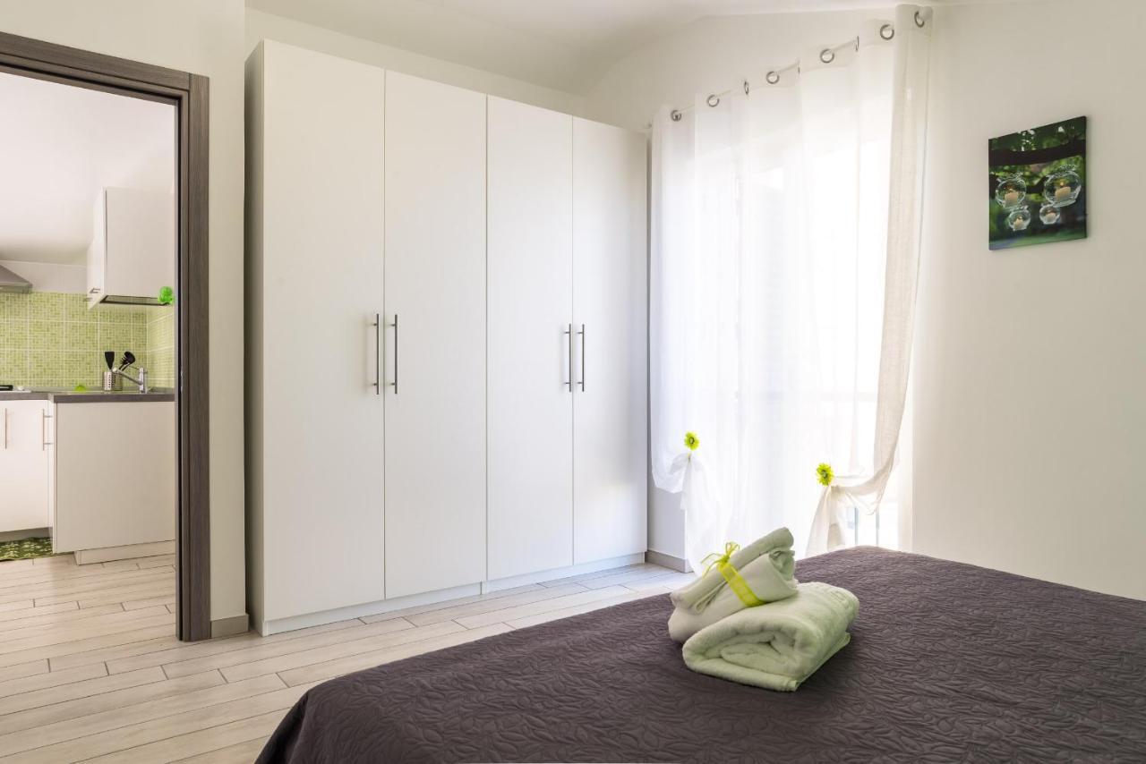 Residence Rossomelograno Agropoli Bagian luar foto
